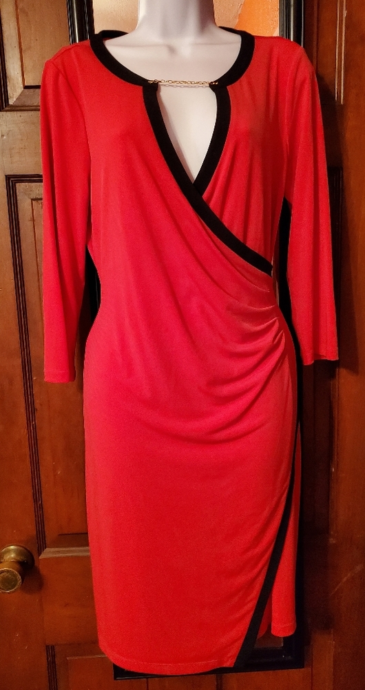 #481 Calvin Klein red long sleeve dress
